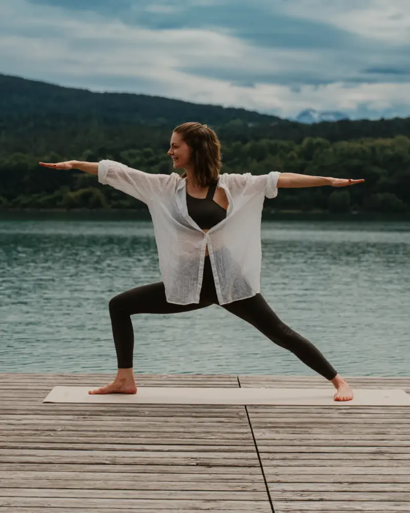 Yoga mit lena judth am Wörthersee